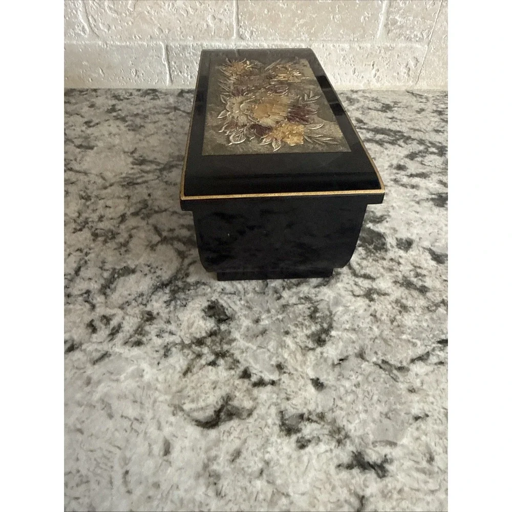 Music Jewelry Box With Floral Engraving From Japan
